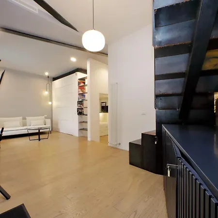 Apartment Homely Loft Beltrami 500 Mt From Piramide Rome