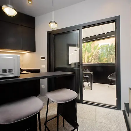 Apartment Homely Loft Beltrami 500 Mt From Piramide *