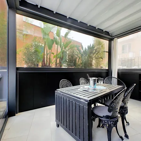 Homely Loft Beltrami 500 Mt From Piramide Apartment